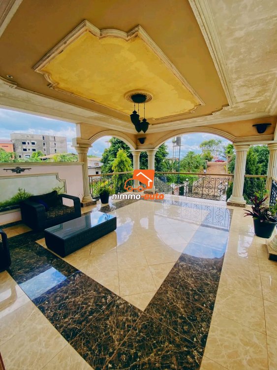 Villa meublées à louer à Yaoundé Nkolfoulou