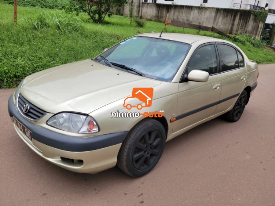 toyota avensis