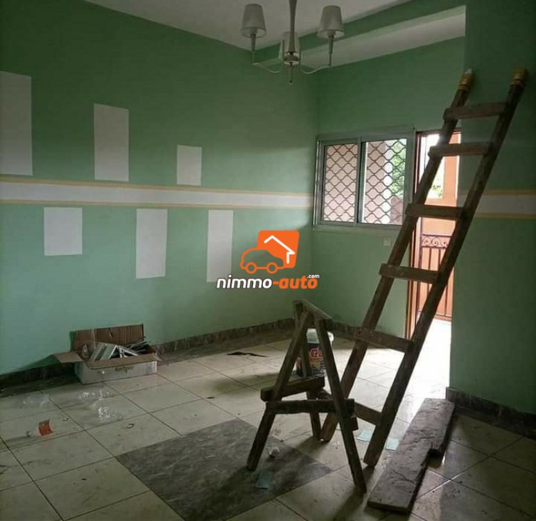 Studio à louer à Obogogo