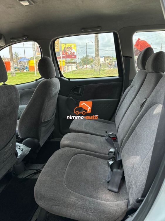 toyota verso a vendre