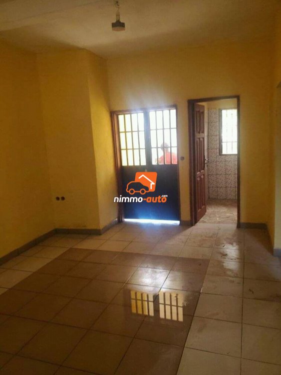 Appartement moderne à louer à Ekié