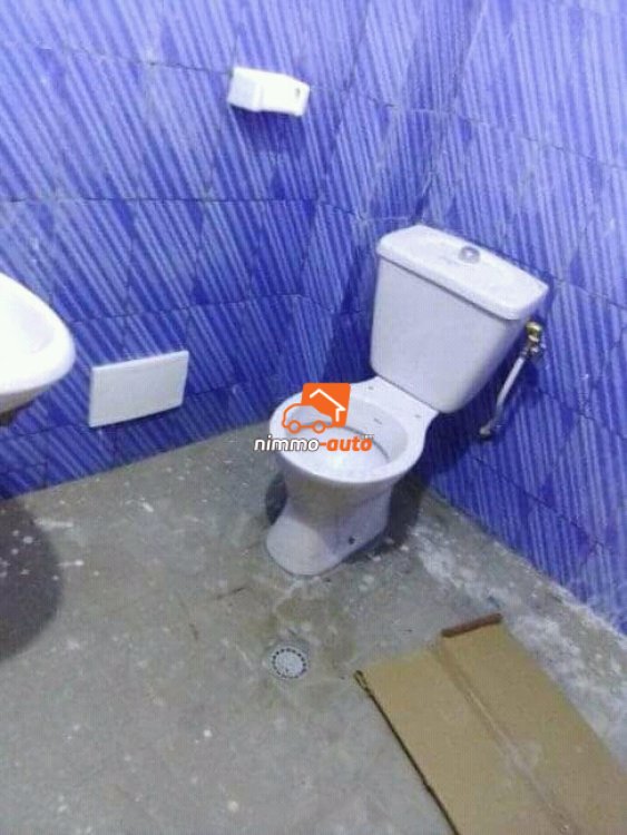 Studio moderne à louer à Odza