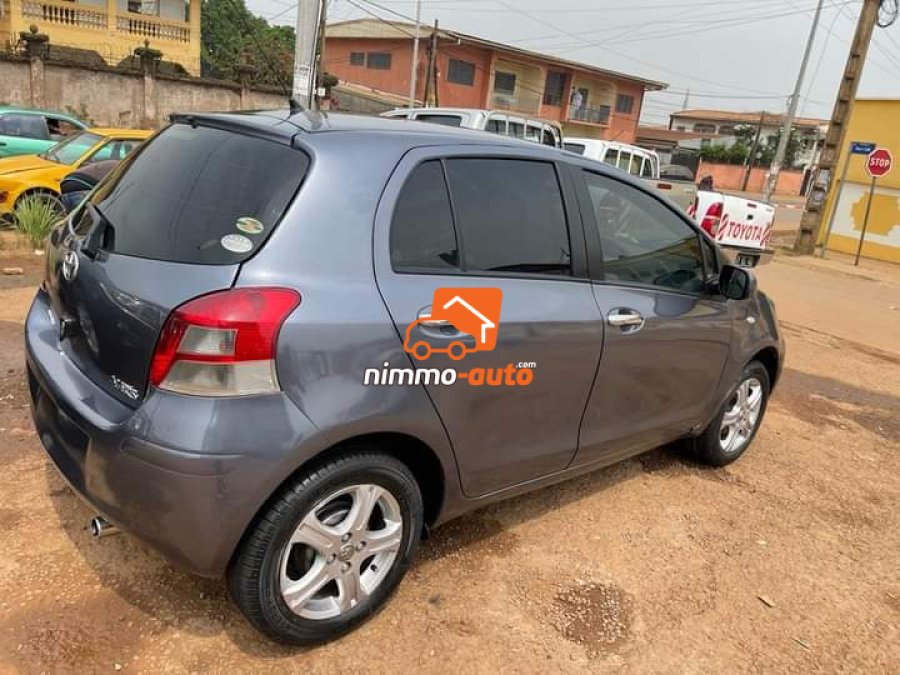Yaris hyper clean et durable à vendre