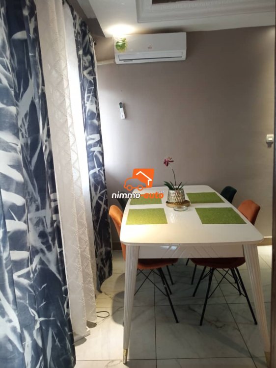 Studio meublé à louer àSimbock