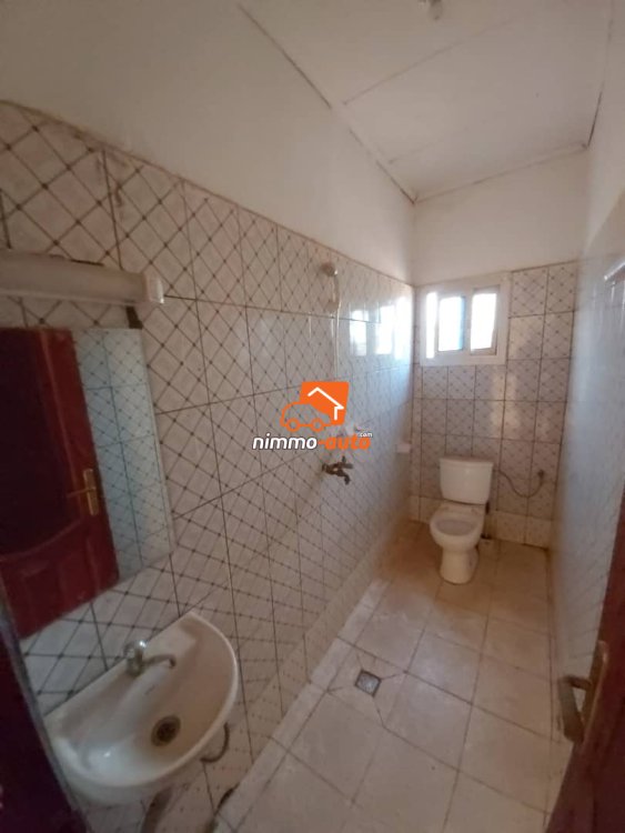 Appartement Haut Standing à louer à Mbalgong-Symbock