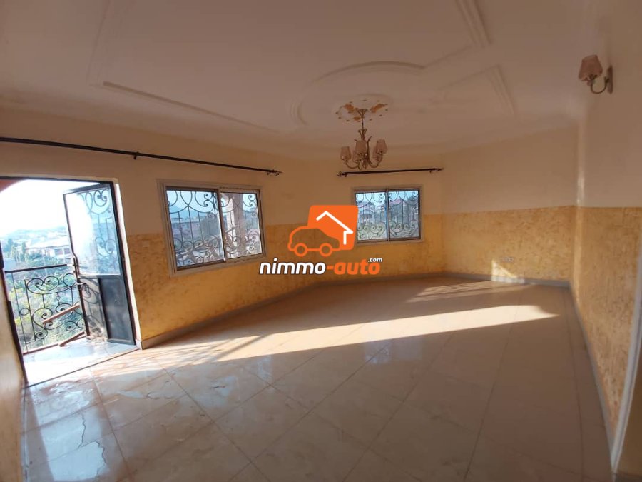 Appartement Haut Standing à louer à Mbalgong-Symbock