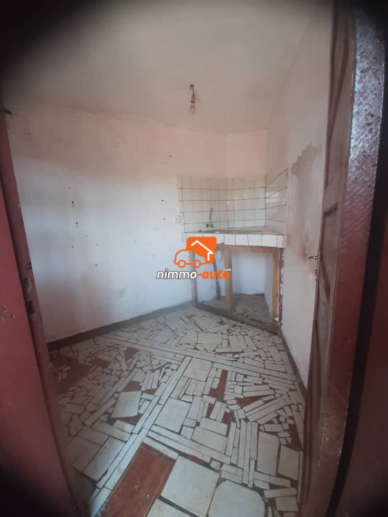 Grand studio moderne à louer à Jouvence