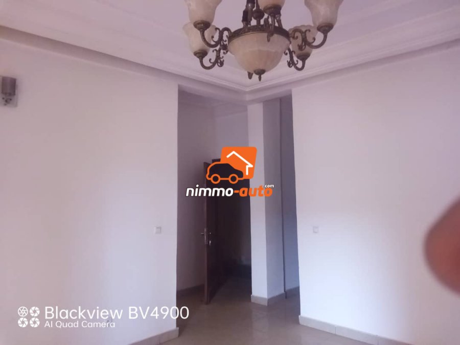 Appartement bien spacieux et propre à louer à l'omnisport