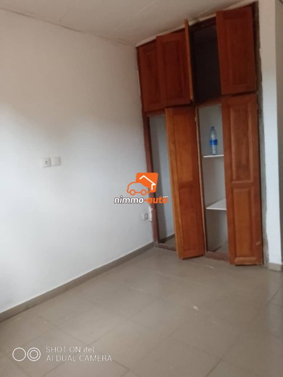 Appartement bien spacieux et propre à louer à l'omnisport