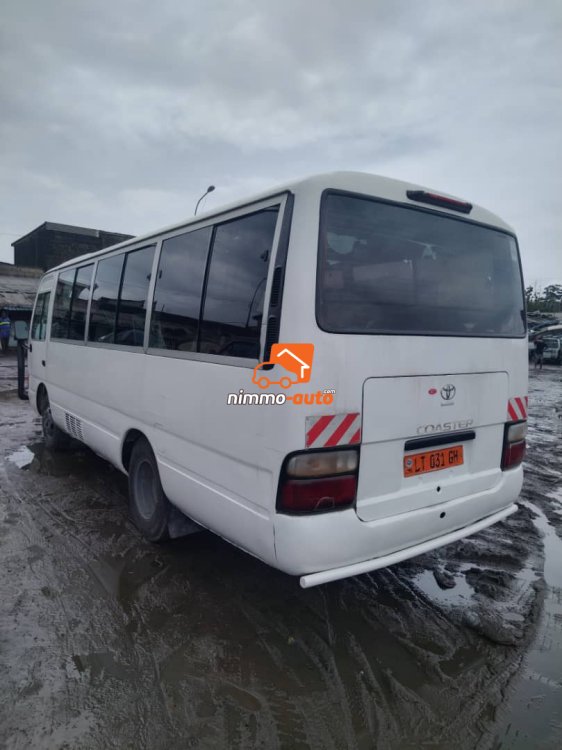 Coaster climatisé 35 places à louer à Douala