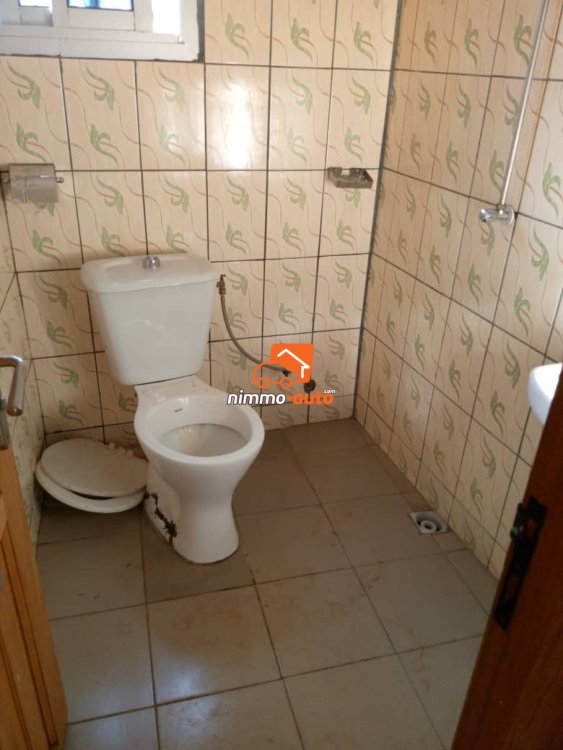 Appartement  moderne à louer à Odza Happy