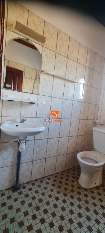 Incroyable studio moderne situé à Jouvence bordure de route