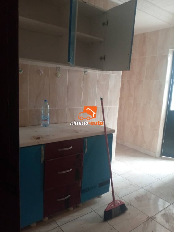 Appartement moderne haut standing staffé partout à louer à Logpom