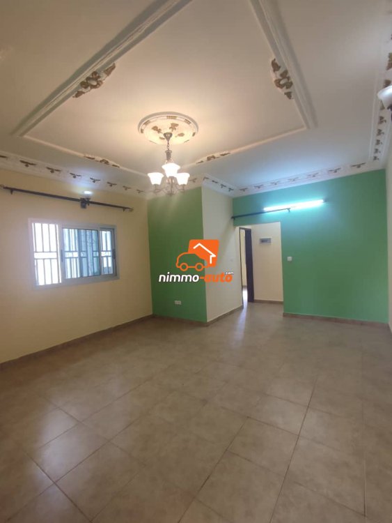 Appartement très luxueux à louer à Odza borne 10
