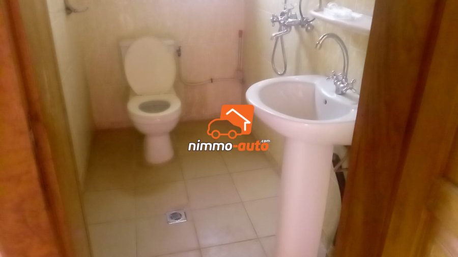 Appartement moderne à louer à Yassa derrière la station Total