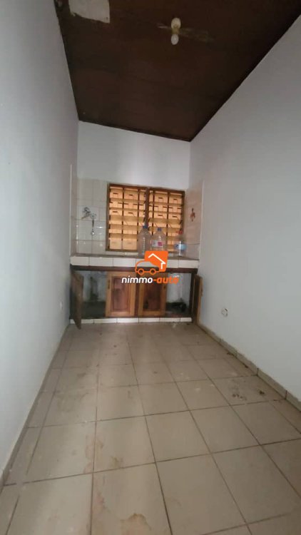 Appartement moderne à louer à Biyemassi superette