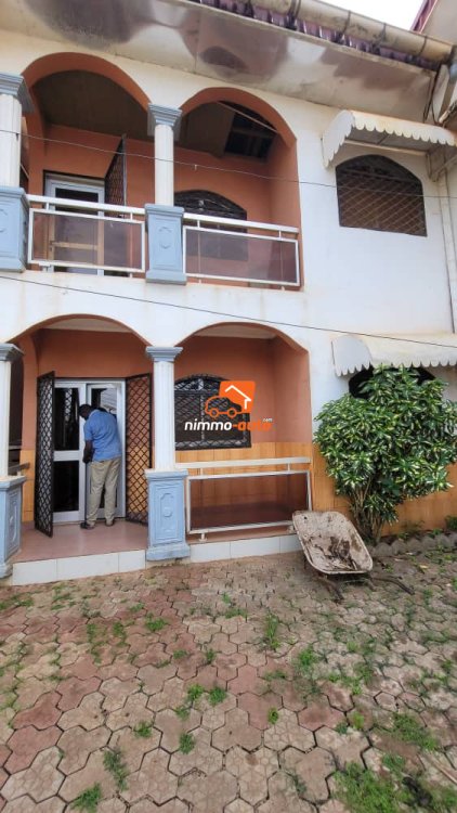 Incroyable studio en duplex avec terrasse à louer à Jouvence