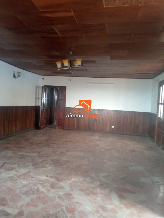 Appartement moderne à Louer à Ndogbong Pepcam School