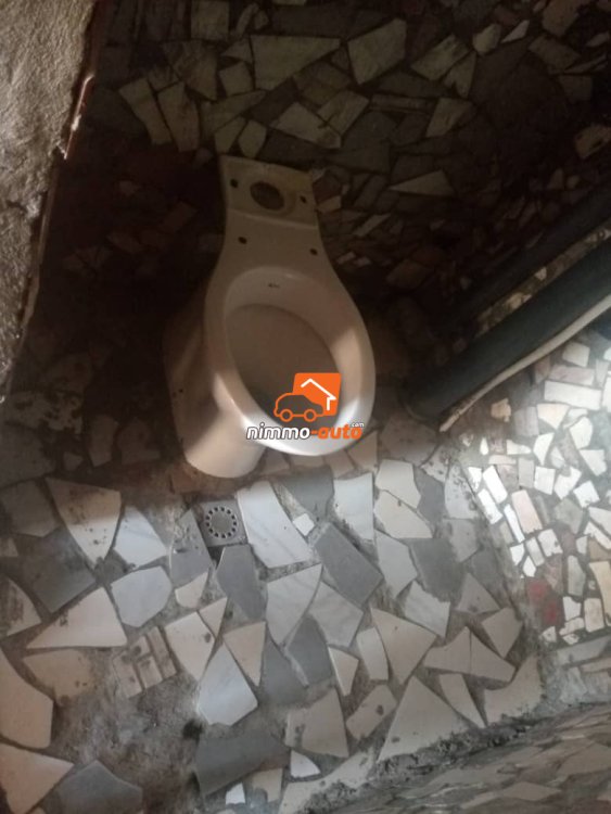 Simple studio à louer à Akwa nord