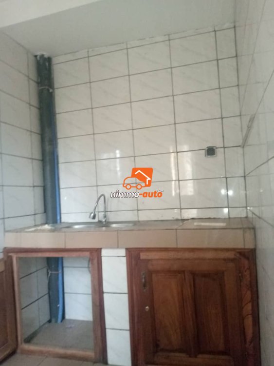 A newly built apartment to let at Logbessou plateau.