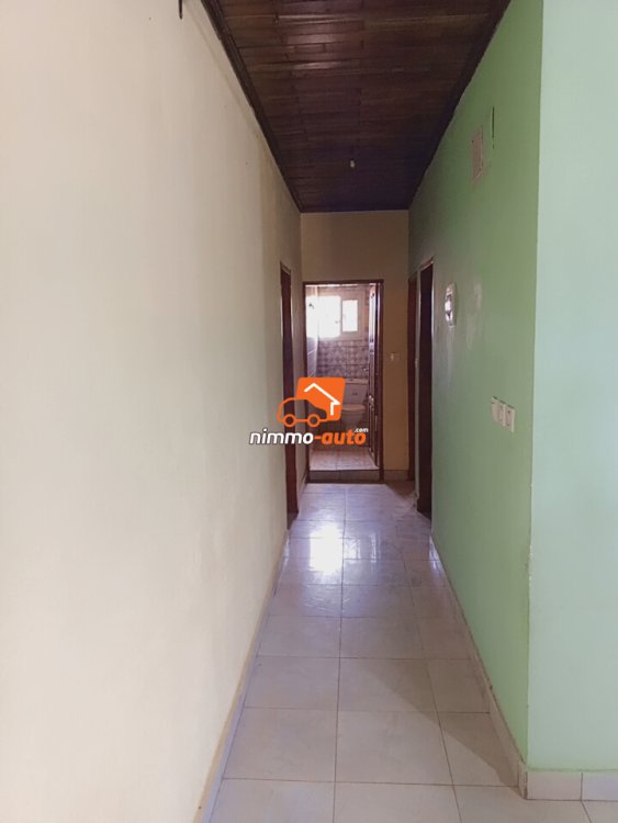 Appartement moderne bien spacieux à louer à Emana