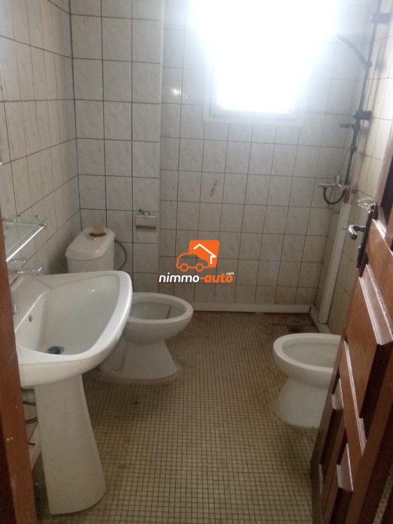 An apartment to let at Saint Michel-Terminus