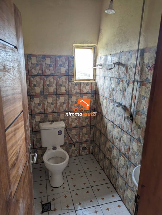 Plusieurs chambres et studios nouvellement construits à Odza