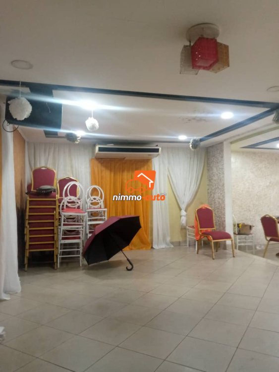 Magnifique espace pour cérémonie à louer à Bonamoussadi