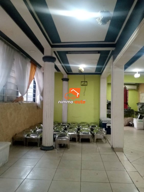 Magnifique espace pour cérémonie à louer à Bonamoussadi