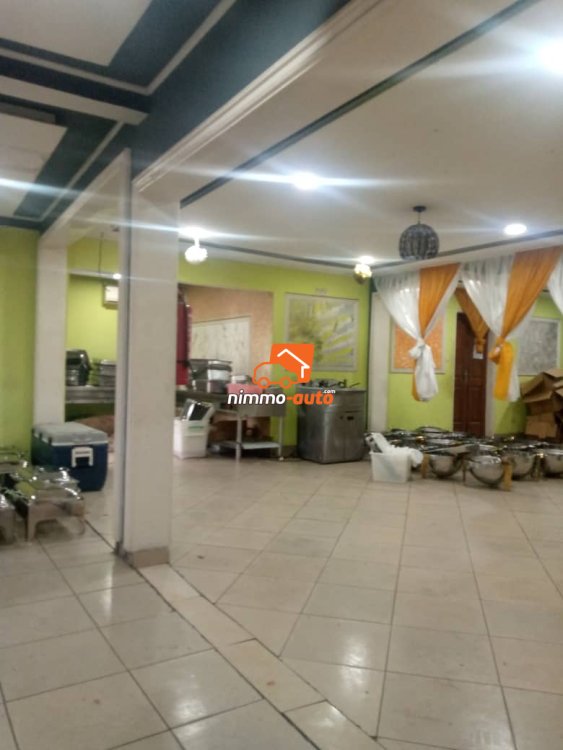 Magnifique espace pour cérémonie à louer à Bonamoussadi