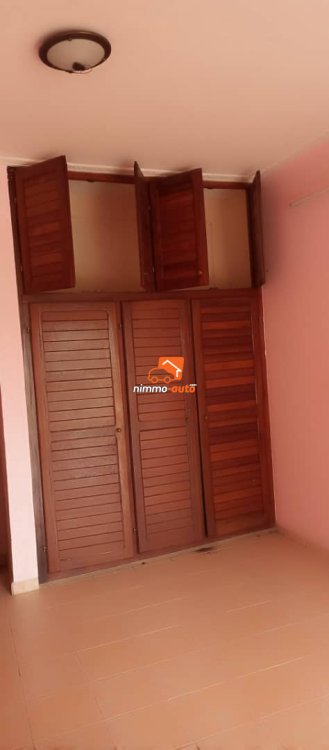 Appartement haut standing à louer au Golf/Bastos