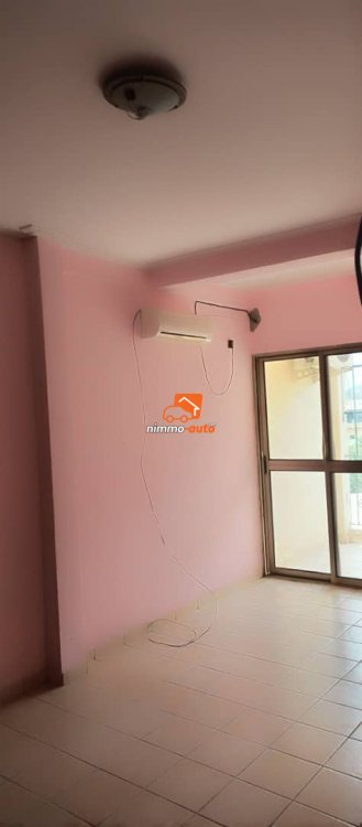 Appartement haut standing à louer au Golf/Bastos