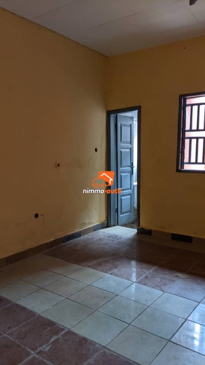 Studio moderne à louer non loin de la total Fouda