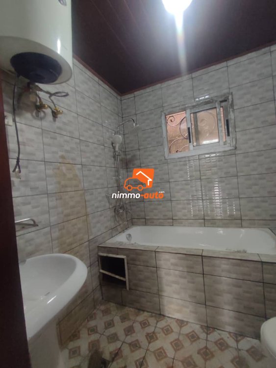 Appartement moderne individuel à louer à Odza petit marché