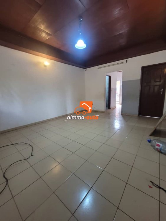 Appartement moderne à louer à Biyemassi montée des soeurs