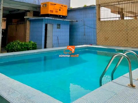 Appartement avec piscine à louer à Douala (Bonapriso)