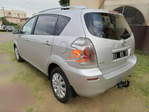 Corolla verso