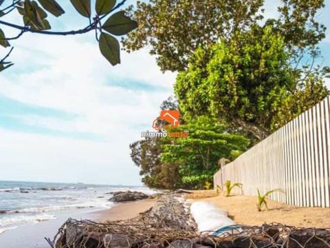 Magnifique suite à louer à Kribi Ebome en bordure de plage et de piscine