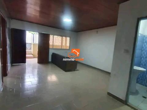 Une grande villa à louer à Biyemassi Lycée