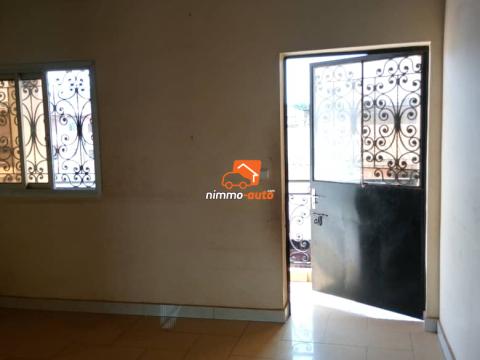 Appartement moderne à louer au carrefour Kameni