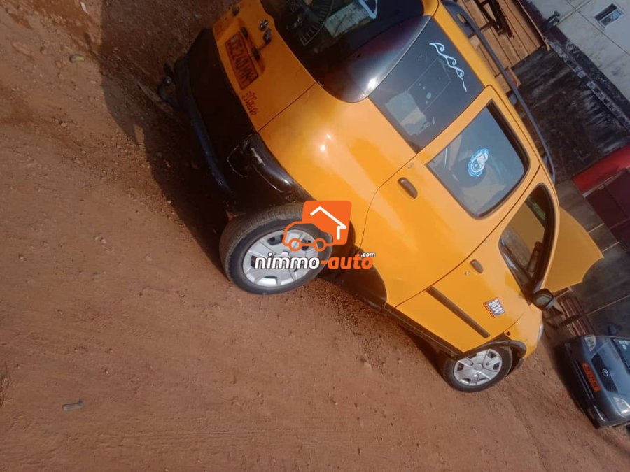 Toyota Yaris verso moins cher