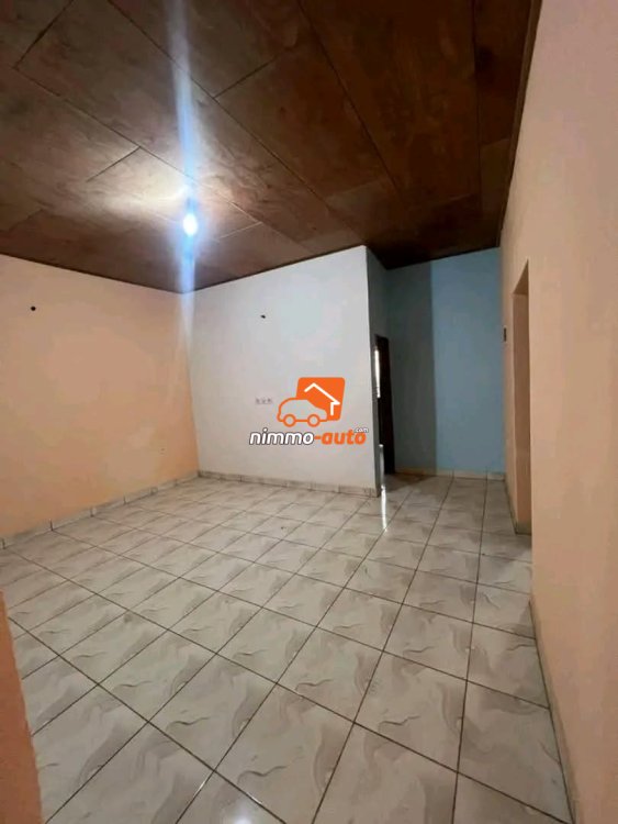 Appartement à louer à Mendong