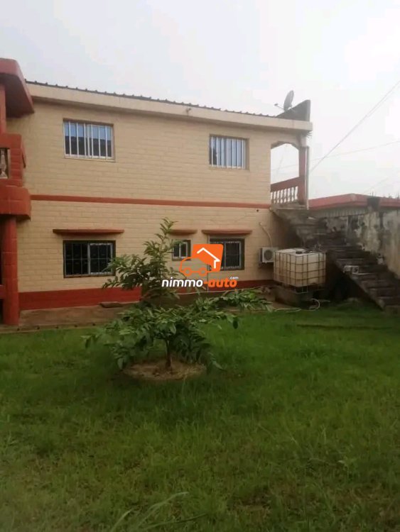 DUPLEX A VENDRE A MVAN