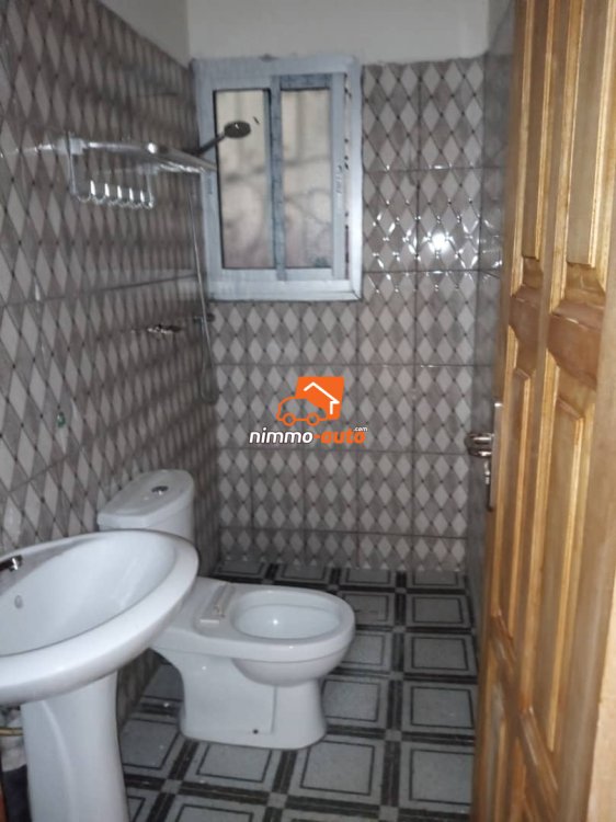 Appartement à louer à Damase