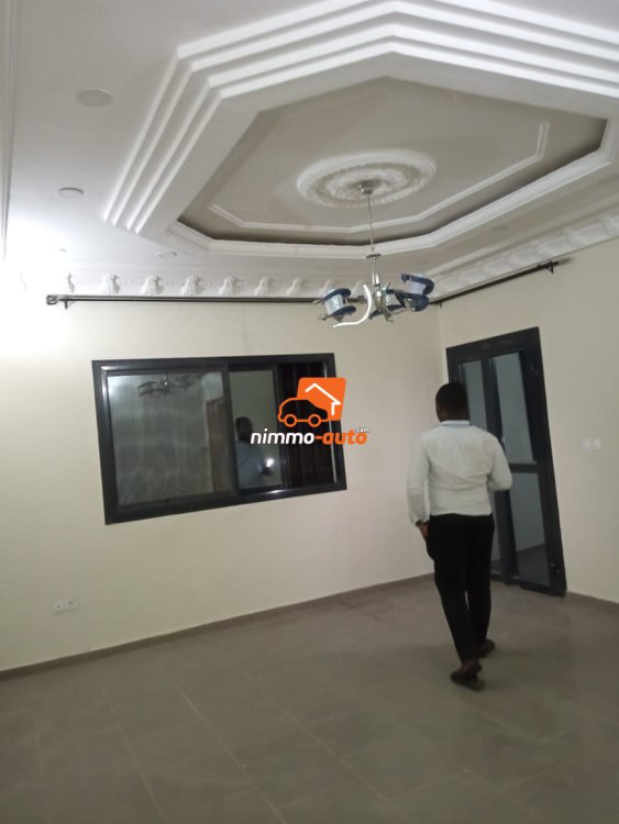 Appartement à louer à Nsimeyong