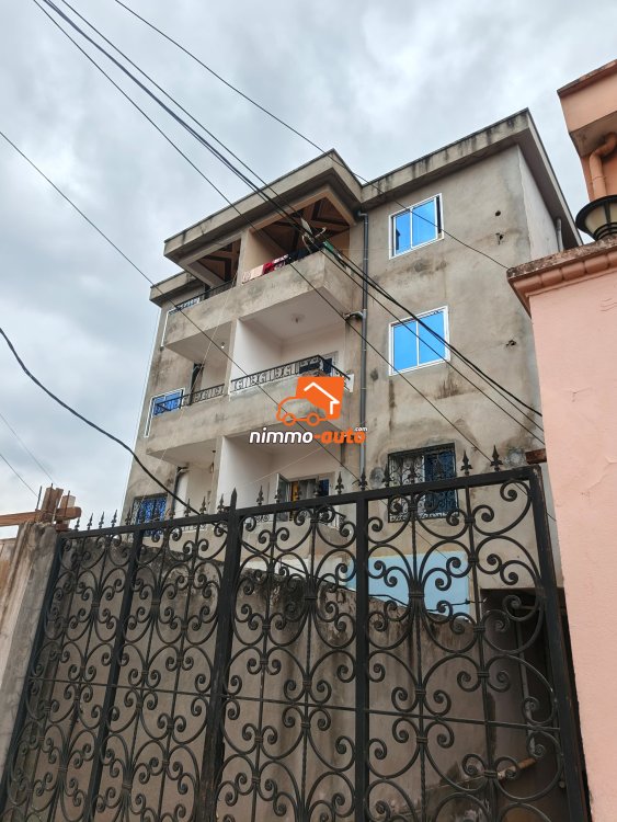 immeuble R+3 à vendre à biteng