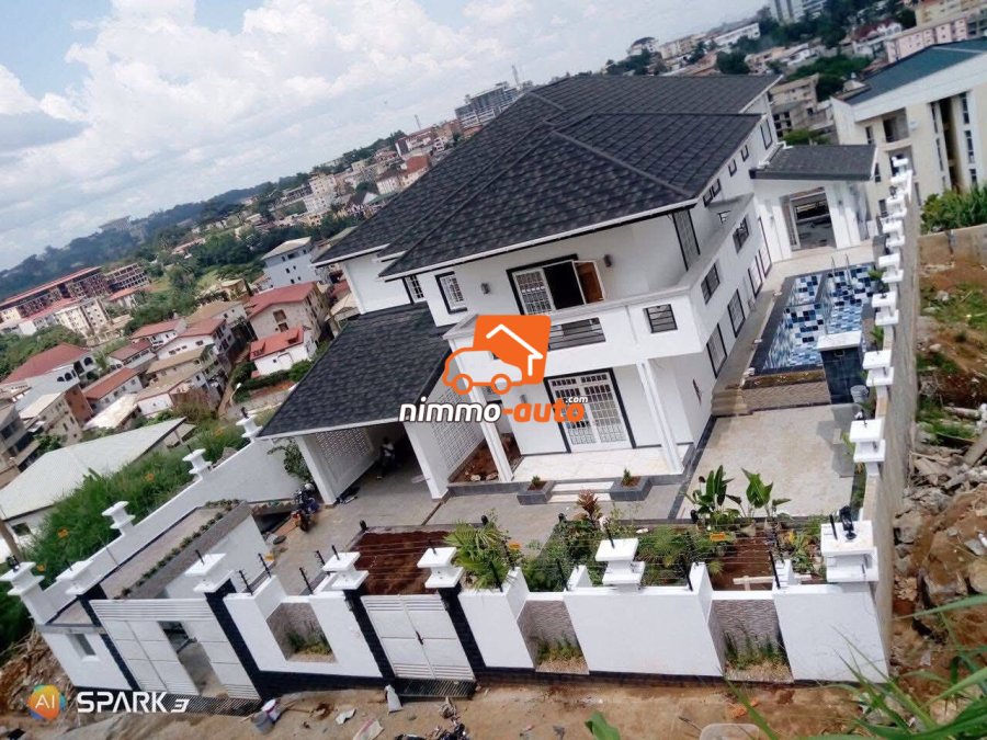 duplex de luxe à vendre à bastos