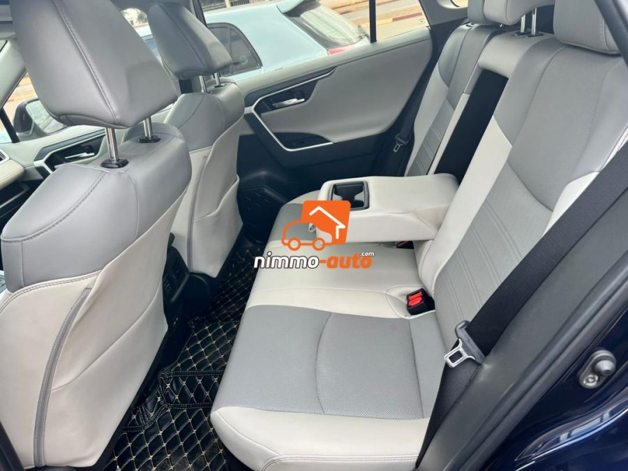 TOYOTA RAV 4 à vendre