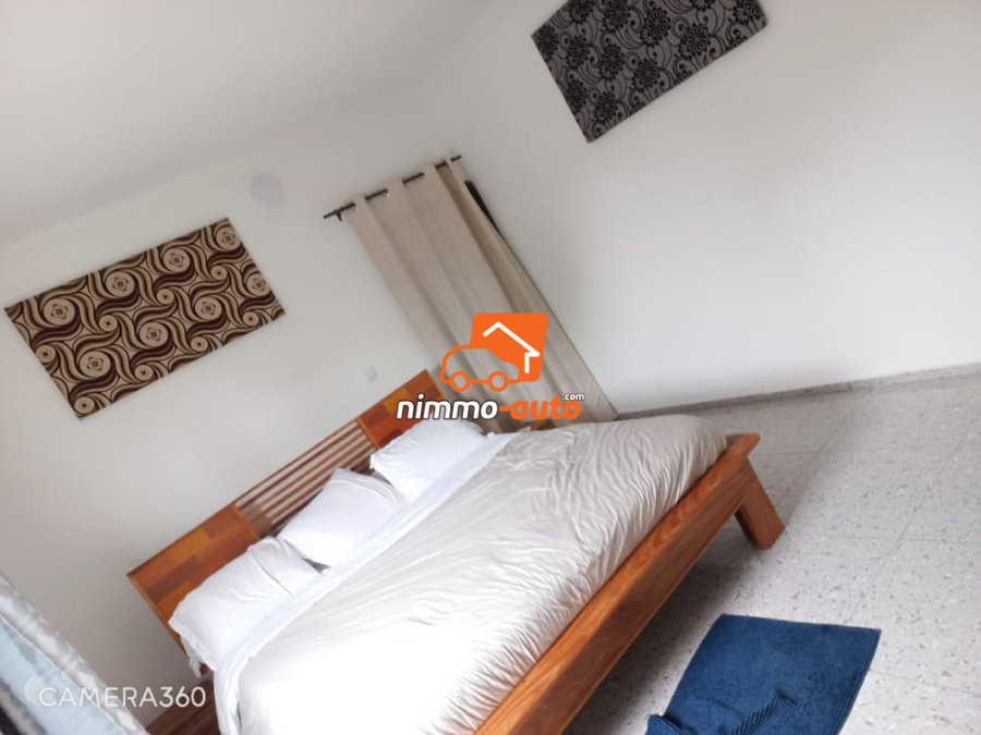 Studio meublé haut standing à louer à Kribi Mpangou