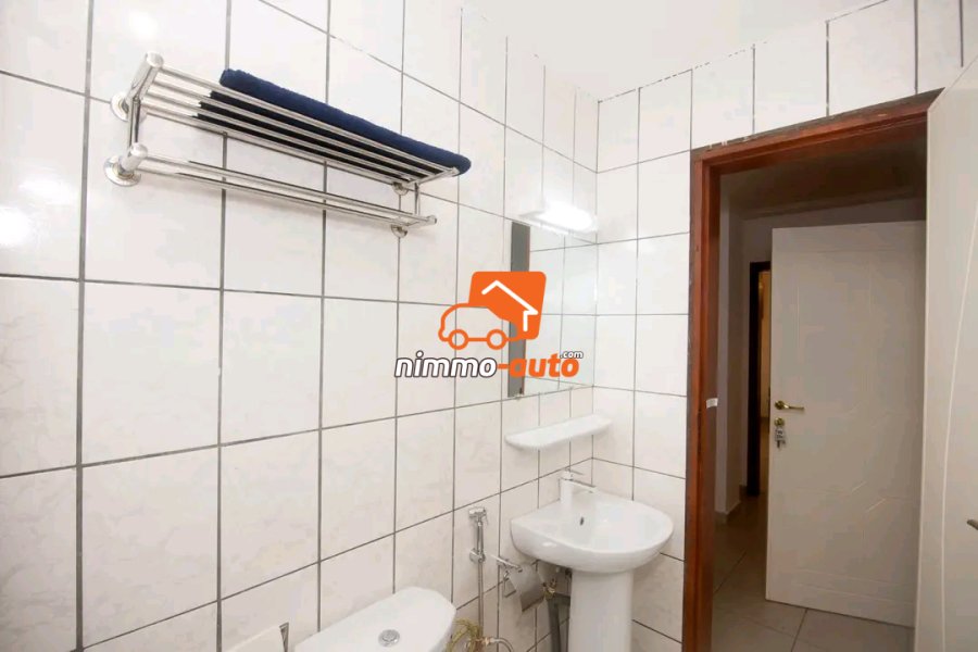 Studio meublé américain à louer à Douala Bonamoussadi Santa Barbara